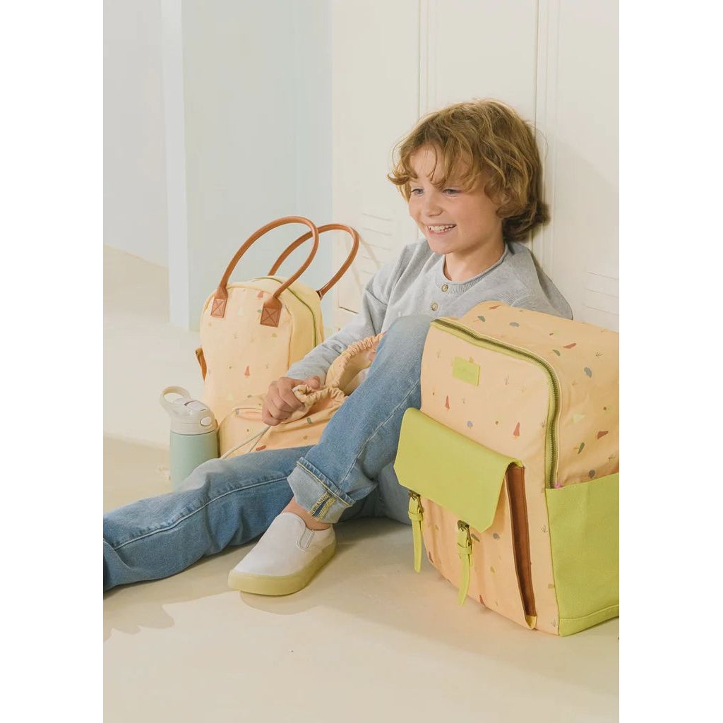 Child with Girole backpack